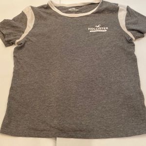 **2 for $20**Hollister Juniors Slim Fit Gray and White Tee Shirt Size Small.